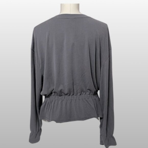 A NEW DAY gray ribbed drop shoulder round neck peplum top M - Picture 3 of 6